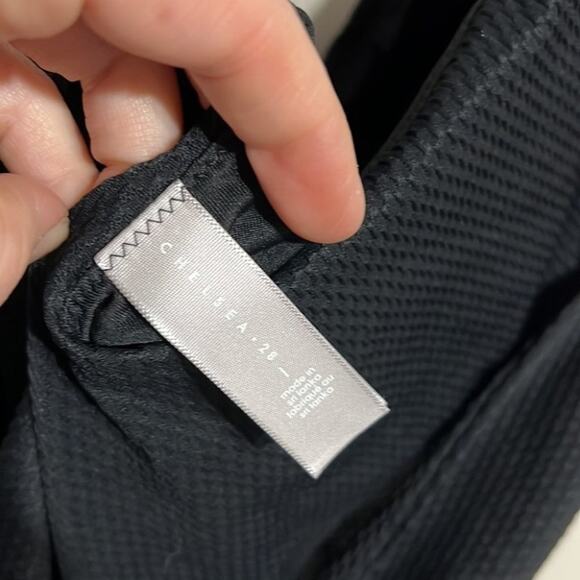 Chelsea28 Black Textured Belted One Piece Swimsuit Size Large - Picture 4 of 6